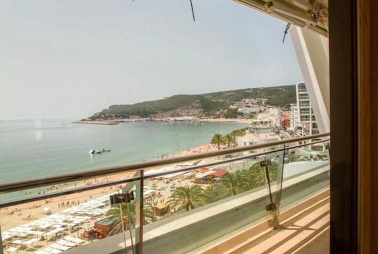 Praia Da California Apartment 塞辛布拉 外观 照片
